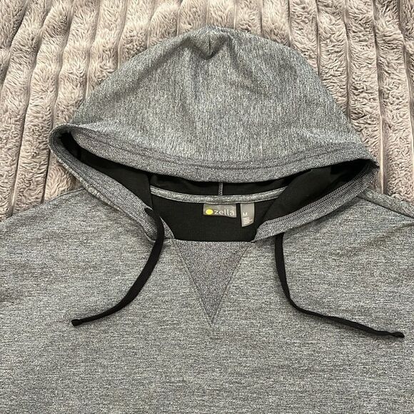 Zella Hoodie  - Picture 2 of 3